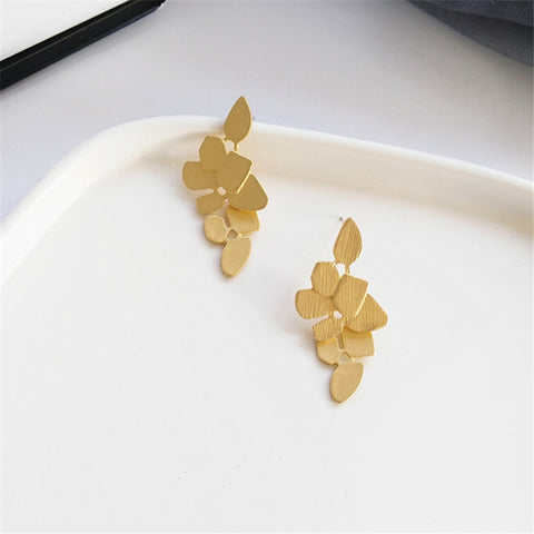 New retro design female earrings geometric leaves metal golden temperament earring party accessory earring