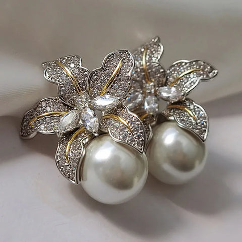 Elegant Floral Pearl Earrings for Women – Luxurious CZ Stone